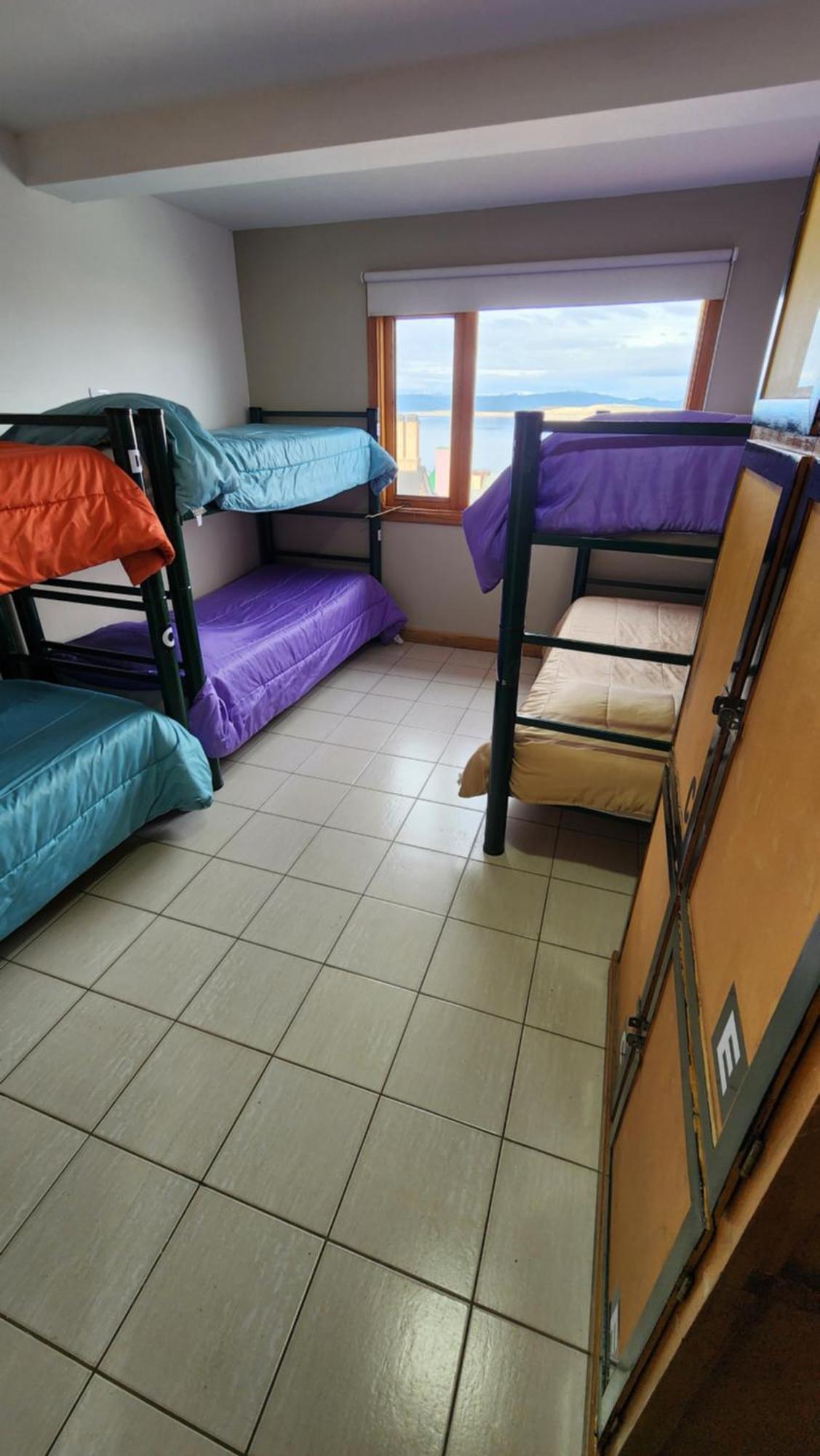 Yaghan Hostel Ushuaia Buitenkant foto